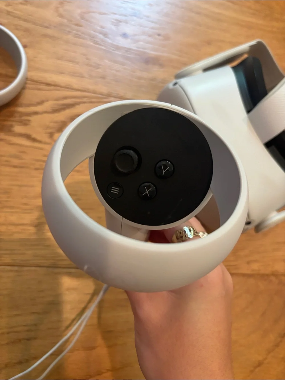 Light Cream Standalone VR Headset with Matching Controllers